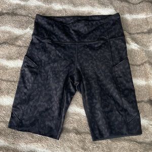 Lululemon High Rise Align Short With Pockets Size 8